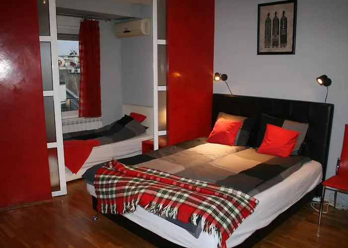 Savinac Apartman U Srcu Beograda, Trg Slavija