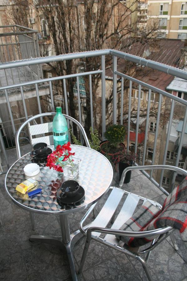 Savinac U Srcu Beograda, Trg Slavija Apartment *